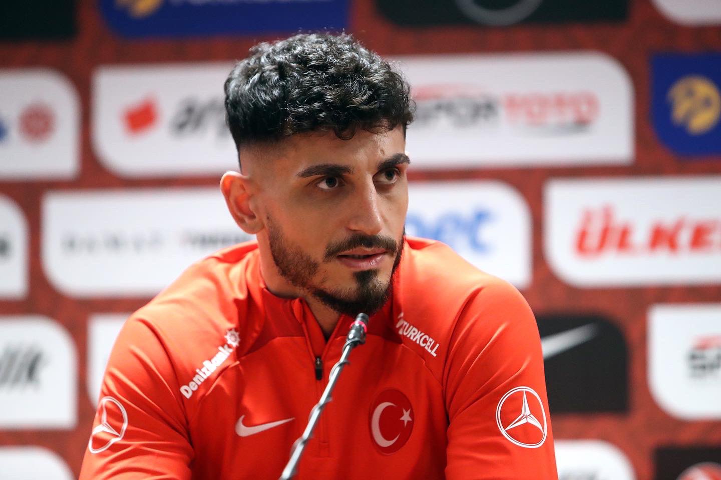 FENERBAHÇE TRANSFER HABERLERİ - Samet Akaydin: Jorge Jesus bana da forma verir!