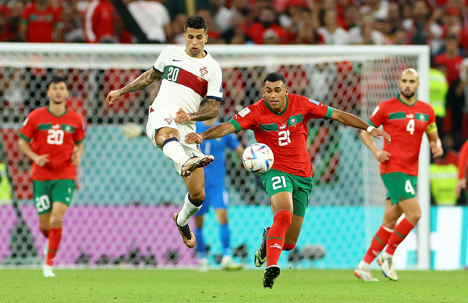 Cristiano Ronaldo Fas - Portekiz maçı sonrası gözyaşlarını tutamadı! İşte o görüntüler