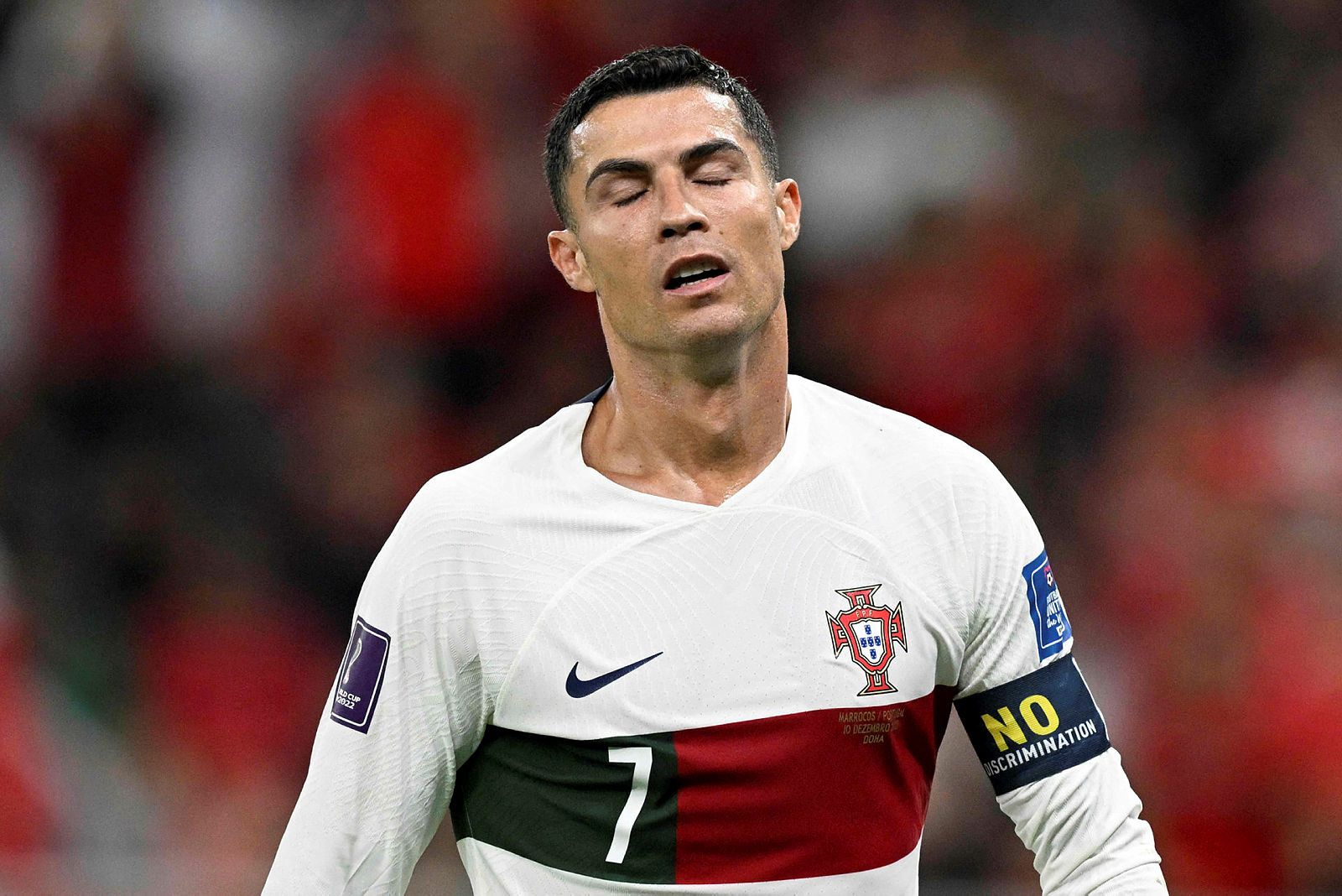 Cristiano Ronaldo Fas - Portekiz maçı sonrası gözyaşlarını tutamadı! İşte o görüntüler
