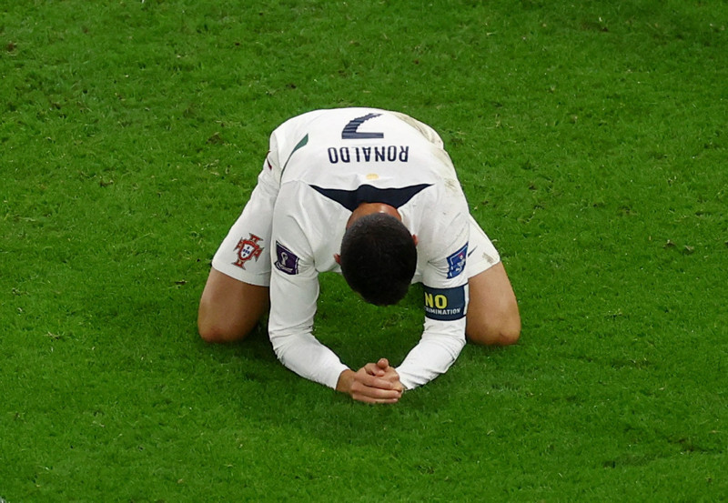 Cristiano Ronaldo Fas - Portekiz maçı sonrası gözyaşlarını tutamadı! İşte o görüntüler