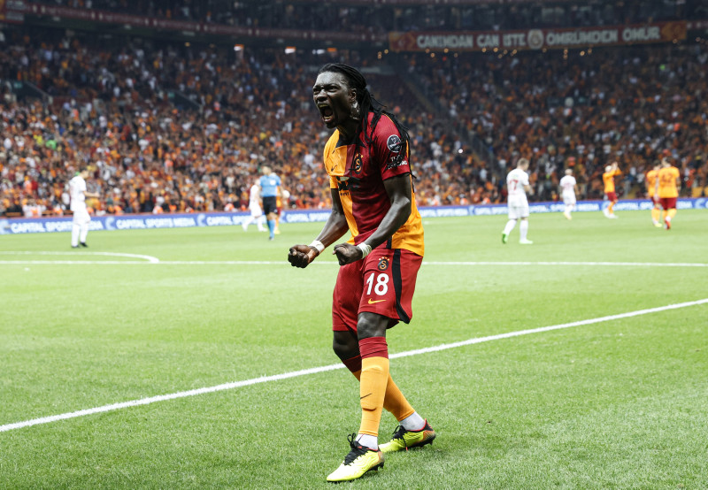 Galatasaray’da beklenmedik Bafetimbi Gomis gelişmesi! Ayrılık...