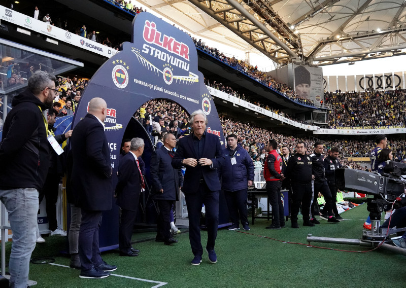 Fenerbahçe yayın gelirinde Süper Lig’in zirvesinde!