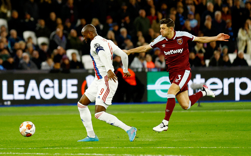 Galatasaray’a Dembele’de rakip çıktı!