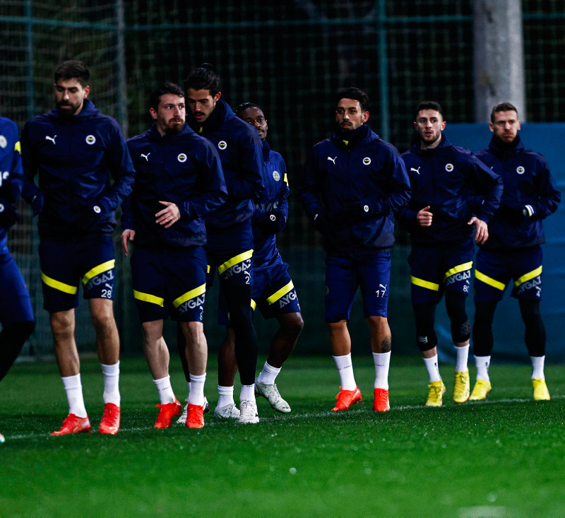 FENERBAHÇE HABERLERİ | F.Bahçe Şilili golcüyü istiyor! Premier Lig ekipleri de devrede