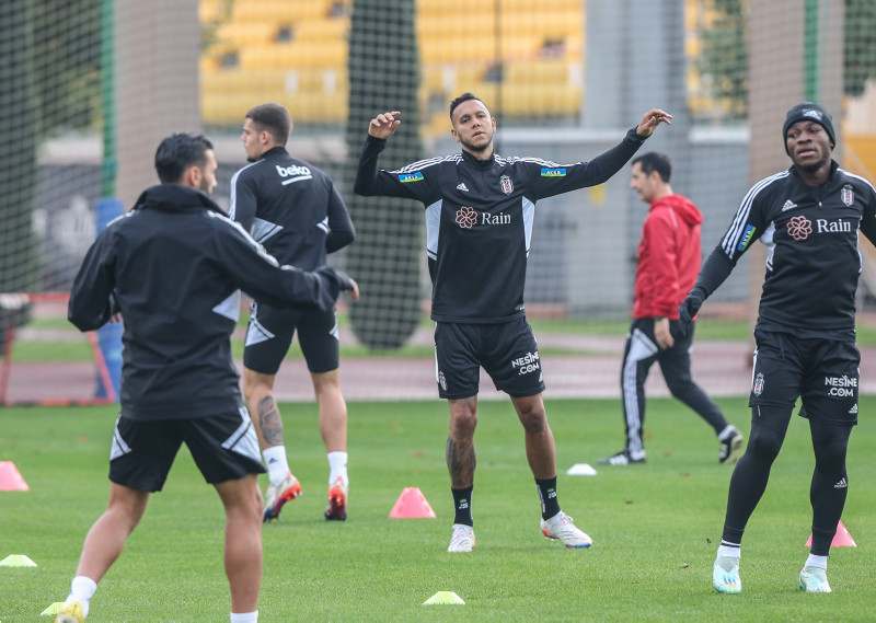 Beşiktaş’ta Demir Ege Tıknaz 2026 Dünya Kupası yıldız adayları arasına girdi!