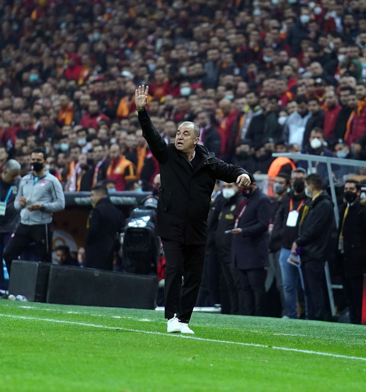 Fatih Terim’den dönüş sinyali! Ben bitti demeden bitmez