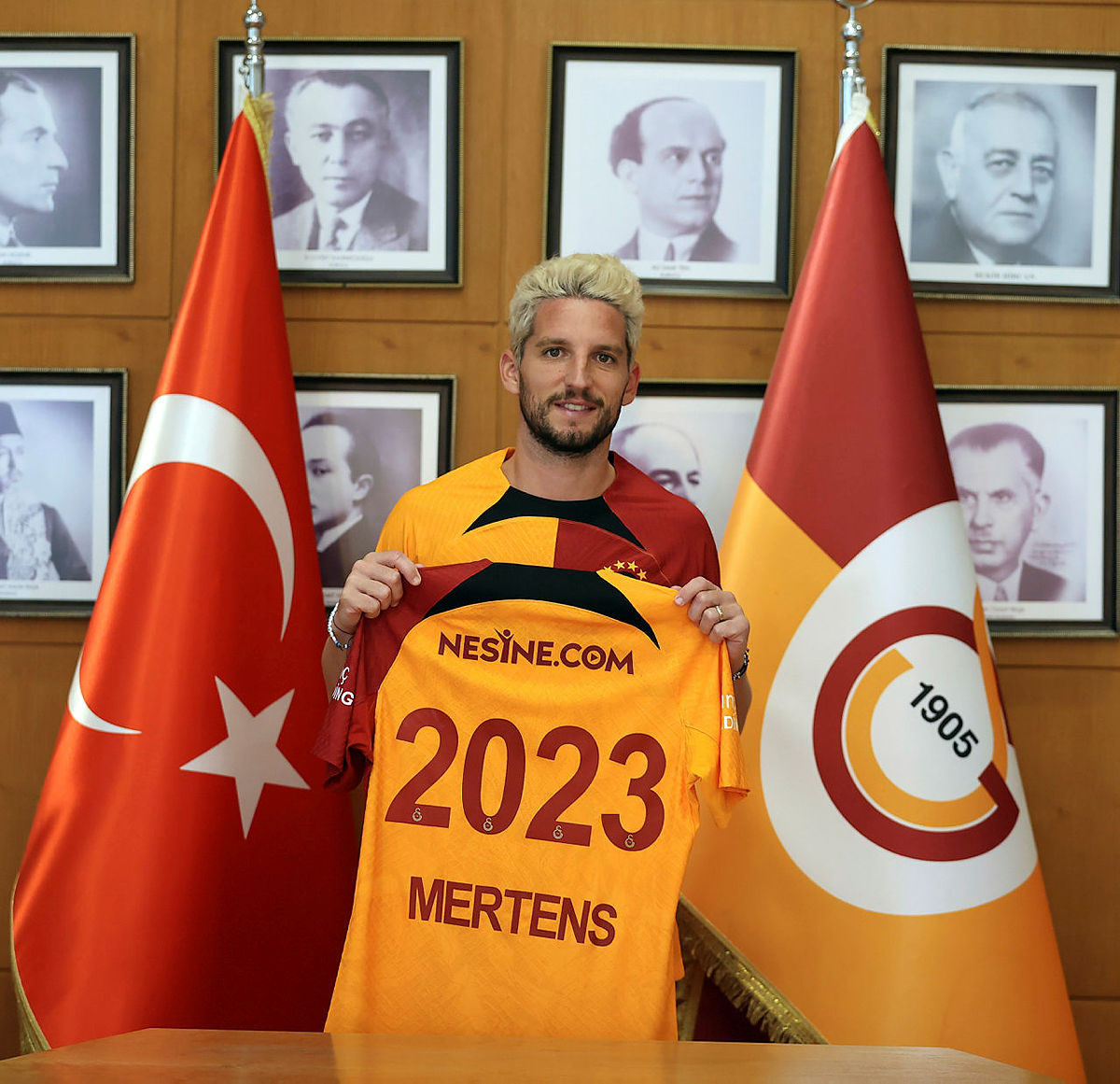 GALATASARAY TRANSFER HABERLERİ - Ülkesinden talip var! Dries Mertens için harekete geçtiler