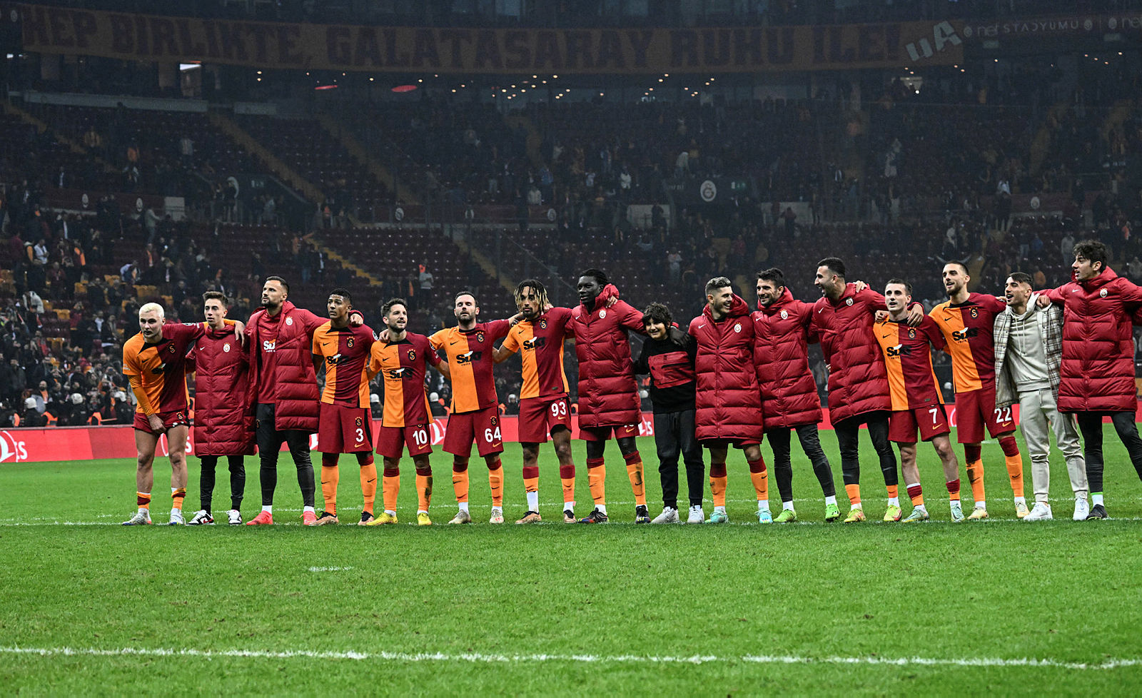 Spor yazarları Galatasaray-İstanbulspor karşılaşmasını değerlendirdi!