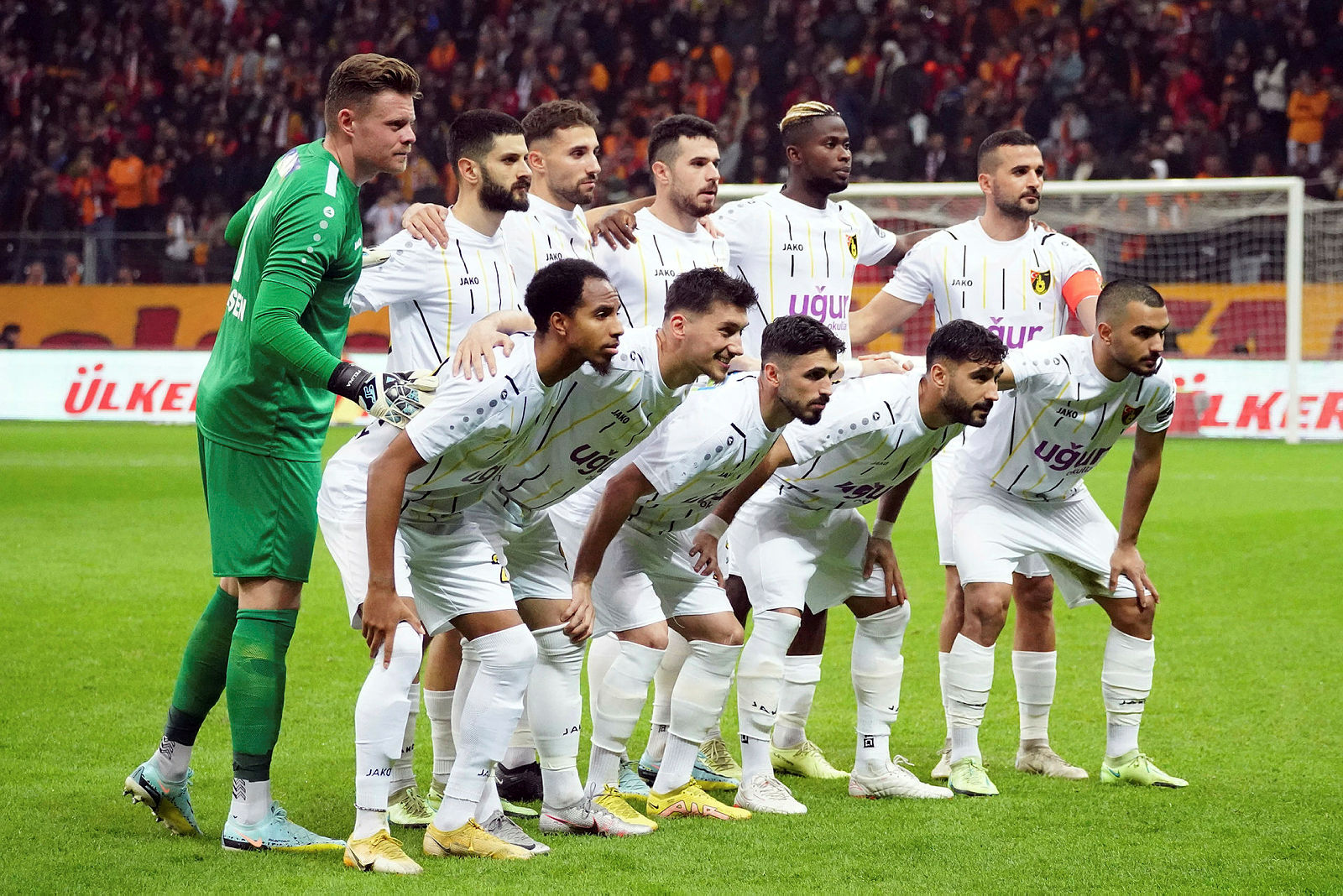 Spor yazarları Galatasaray-İstanbulspor karşılaşmasını değerlendirdi!