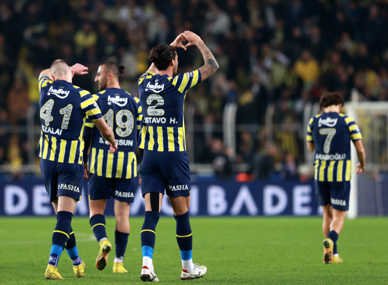 TRANSFER HABERİ: Fenerbahçe’ye 2.06’lık stoper! Sözleşme detayları ortaya çıktı