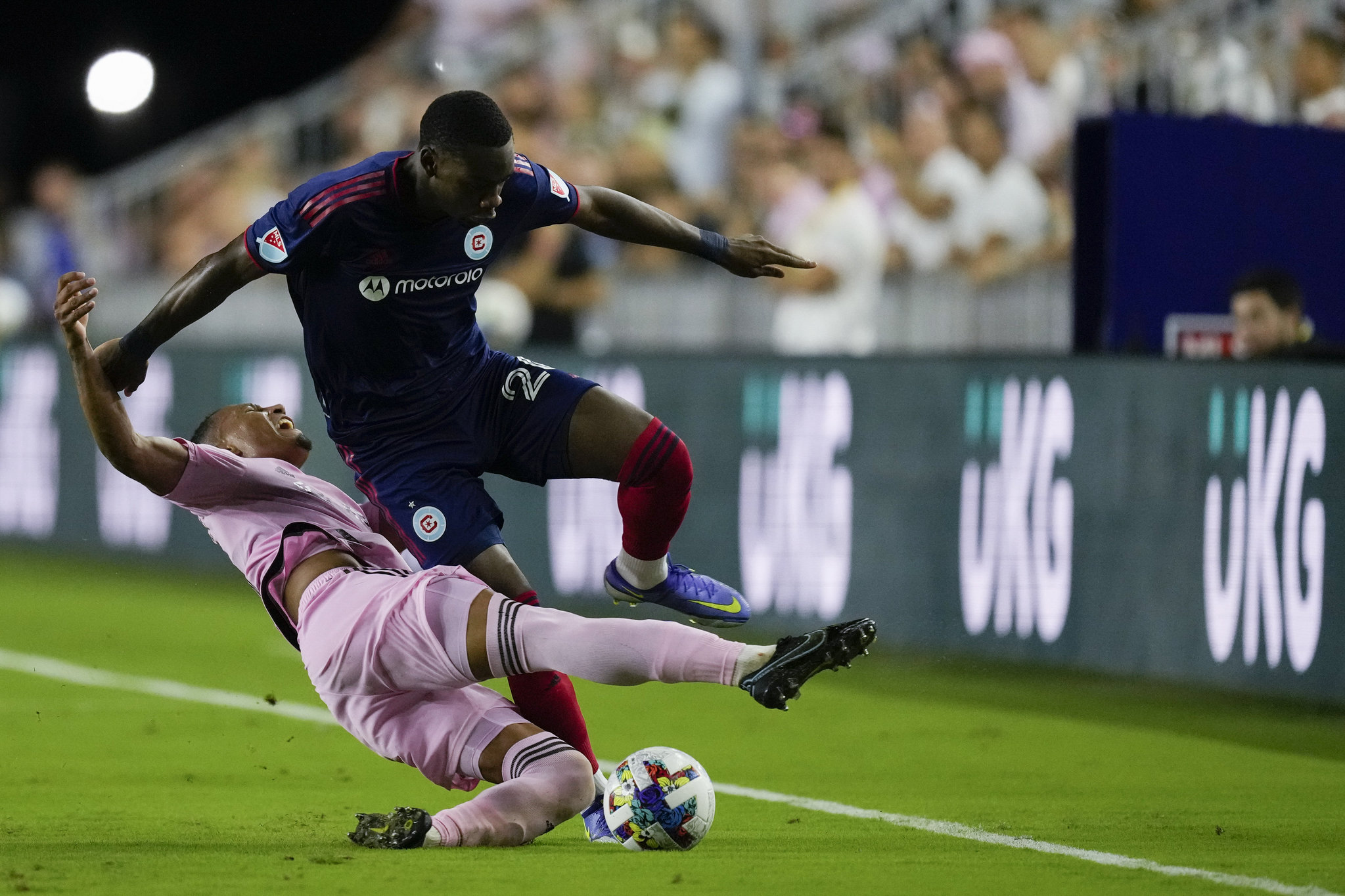 FENERBAHÇE TRANSFER HABERLERİ - Kanarya’ya genç forvet! Hedefte Jhon Duran var