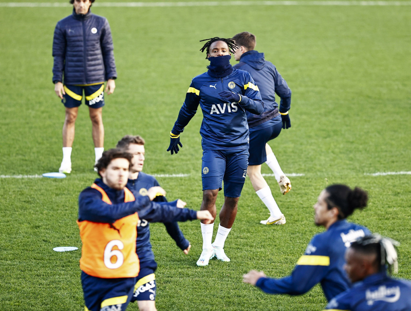 FENERBAHÇE HABERLERİ - Jorge Jesus’tan takıma uyarı! Derbi öncesi...