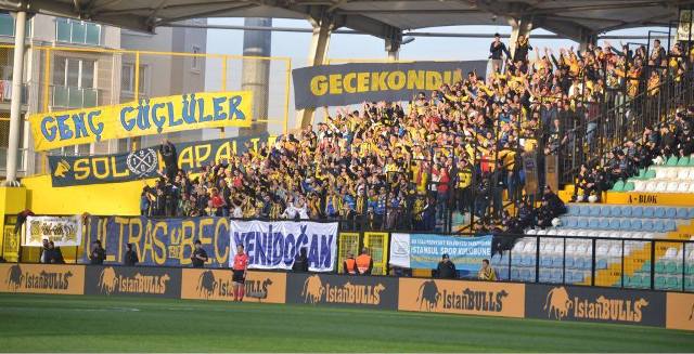 Süper Lig’de taraftar ortalamaları açıklandı! İlk sıradaki takım...
