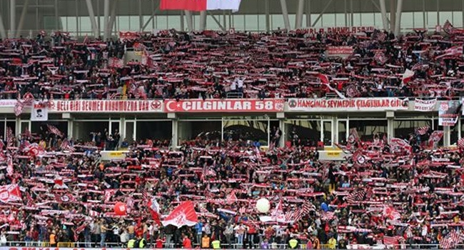Süper Lig’de taraftar ortalamaları açıklandı! İlk sıradaki takım...