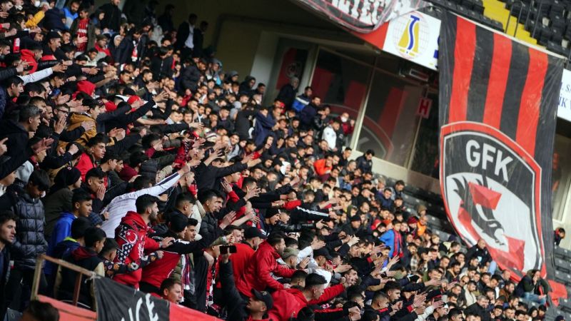 Süper Lig’de taraftar ortalamaları açıklandı! İlk sıradaki takım...
