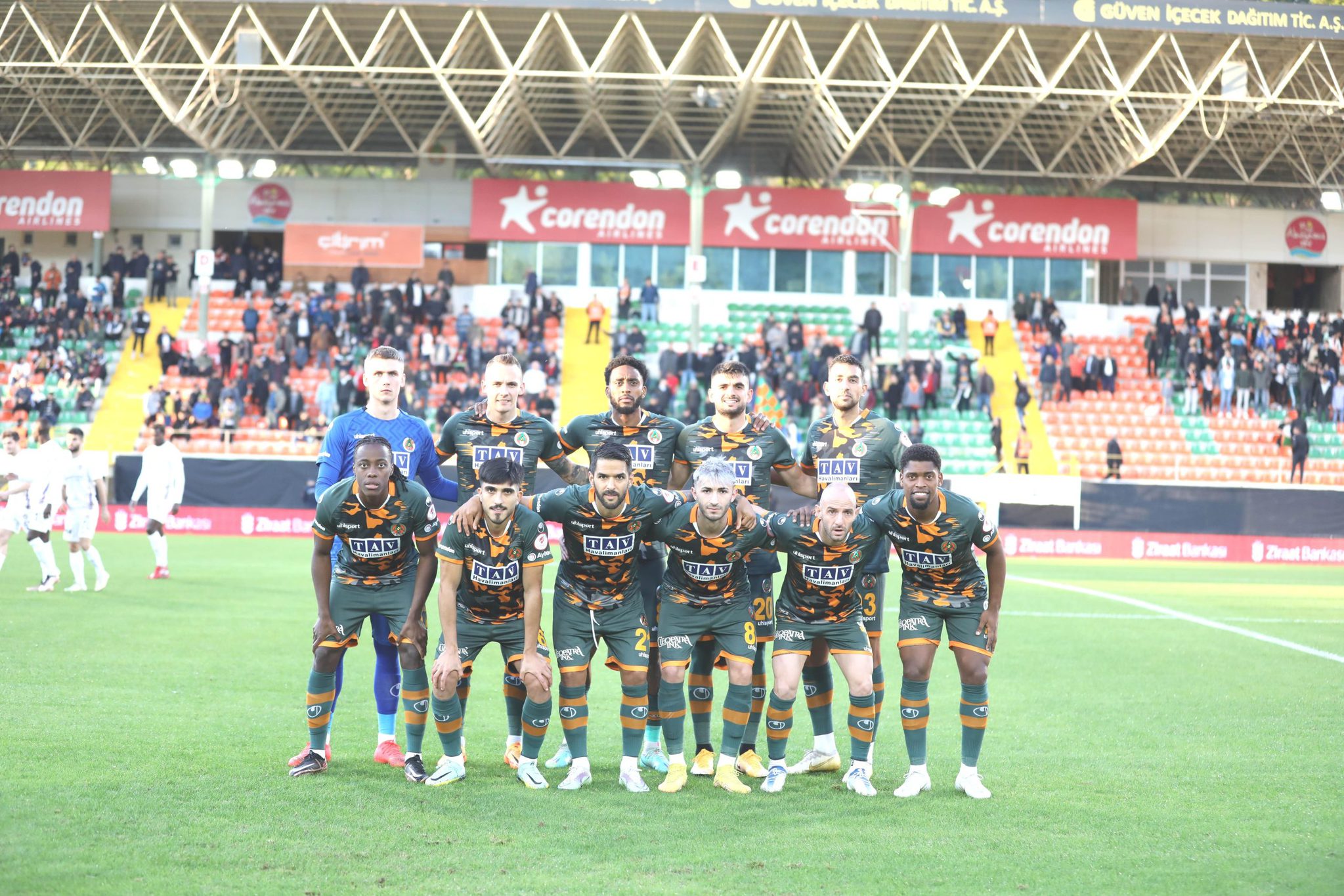 Süper Lig’de taraftar ortalamaları açıklandı! İlk sıradaki takım...