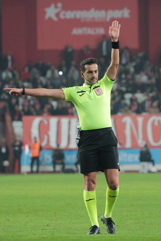 Ahmet Çakar Antalyaspor-Fenerbahçe maçını değerlendirdi: İnfaz ettiler!