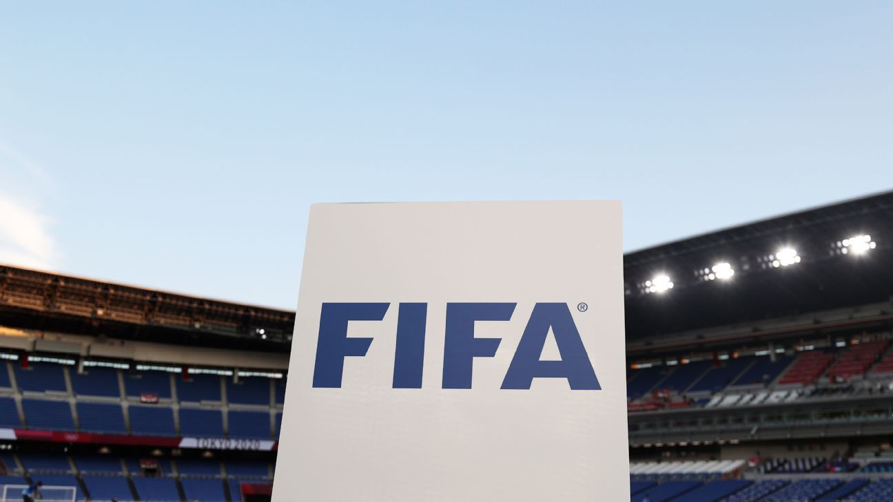 FIFA’dan menajerler için tarihi karar!