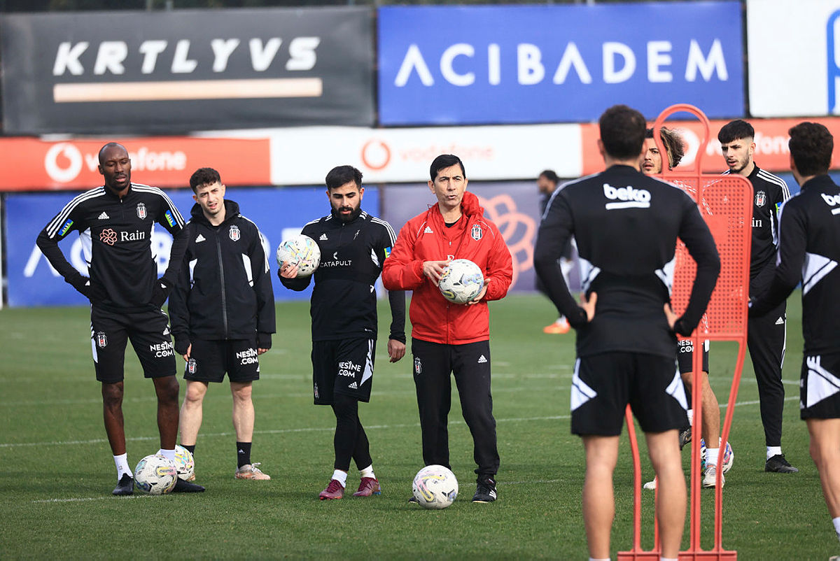 Beşiktaş’ta stopere 2 aday birden! Yeni transfer Portekiz’den geliyor