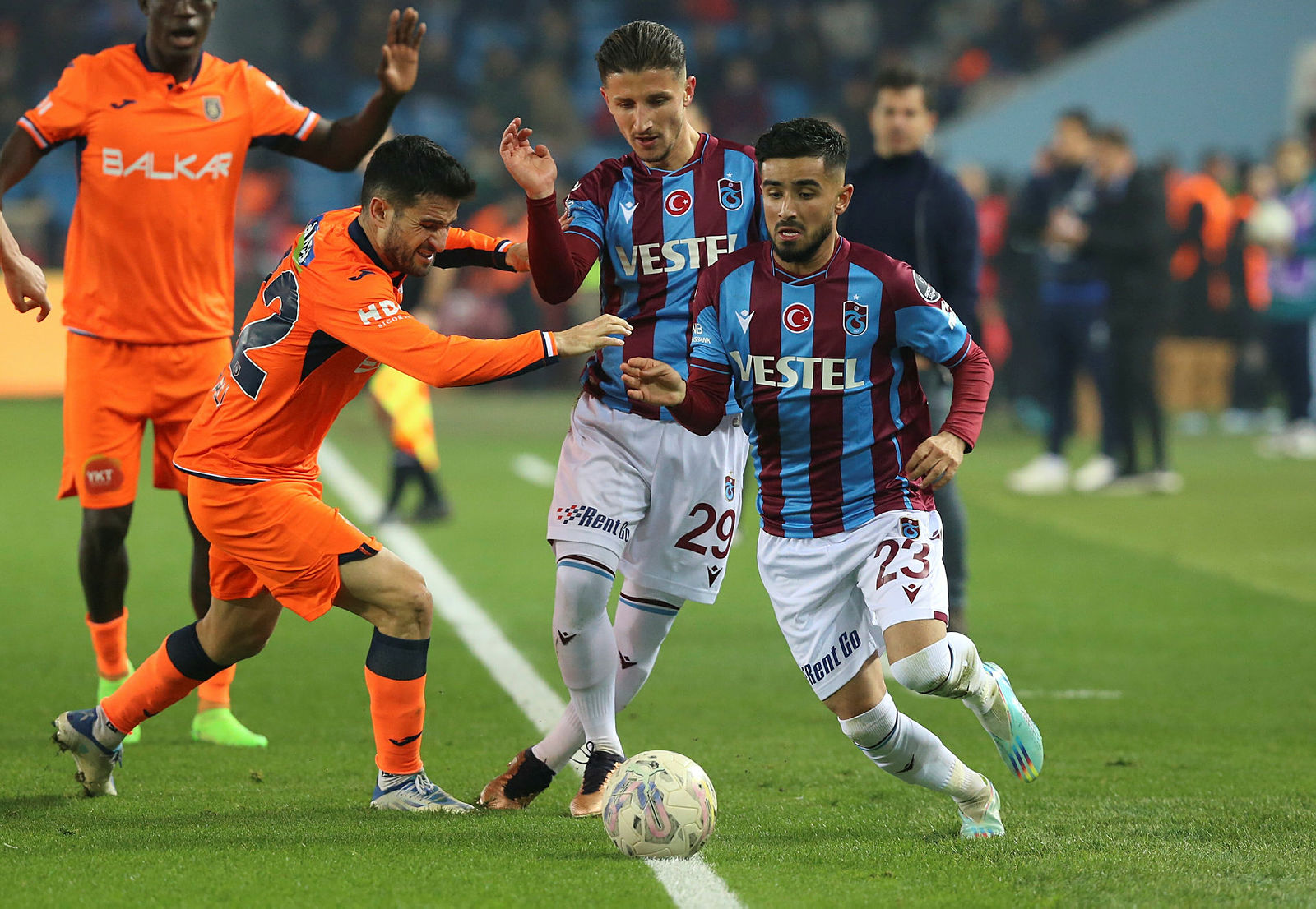 Konyaspor Beşiktaş maçı sonrası Ahmet Çakar’dan flaş Abdulkadir Bitigen yorumu!