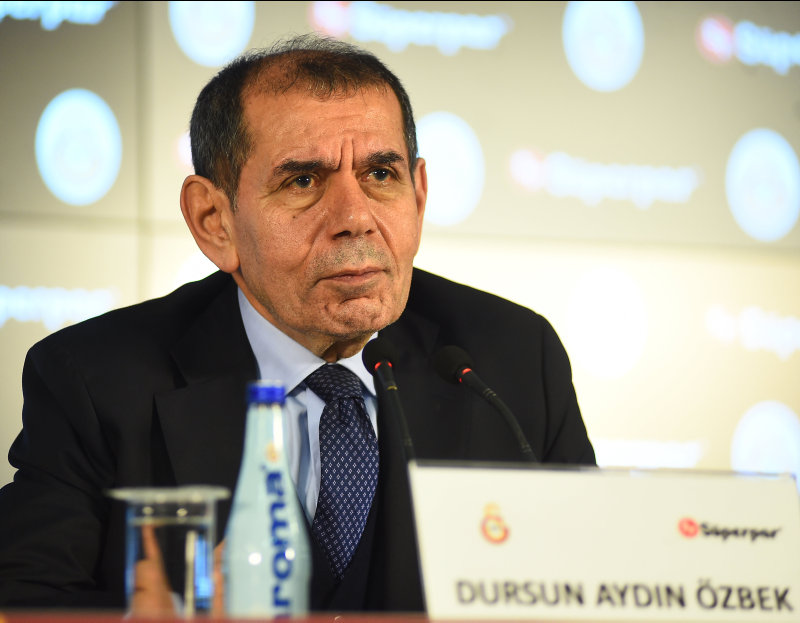 Galatasaray’da başkan Dursun Özbek’ten PFDK’ya sert tepki: Fenerbahçe formasıyla karar alıyor!