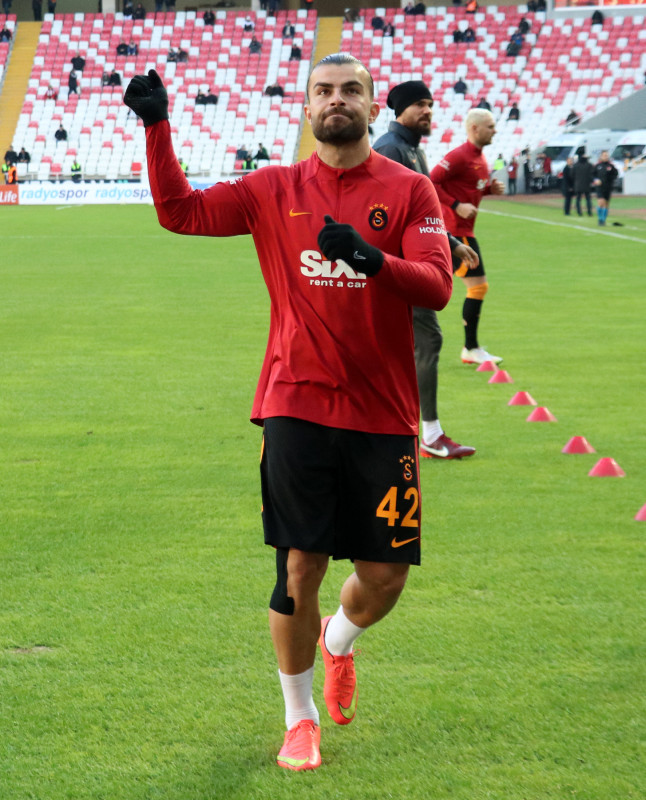 Galatasaray’da Giresunspor maçı öncesi savunmada kriz! Abdülkerim Bardakcı ve Victor Nelsson...