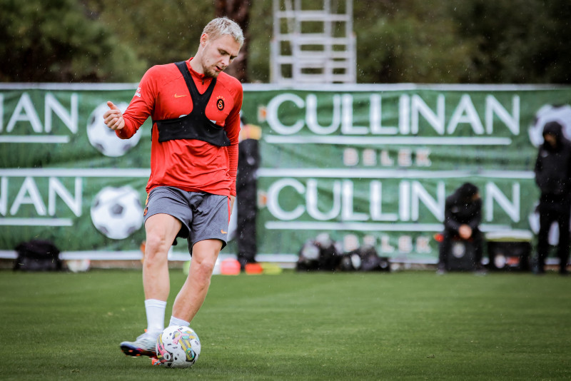 Galatasaray’da Giresunspor maçı öncesi savunmada kriz! Abdülkerim Bardakcı ve Victor Nelsson...