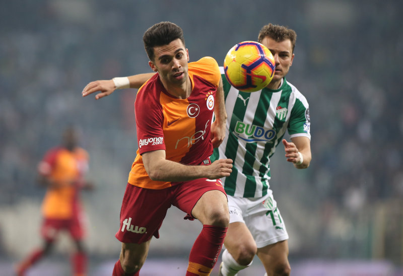 Galatasaray’da sol bek transferinde sürpriz gelişme! Yeni rota...