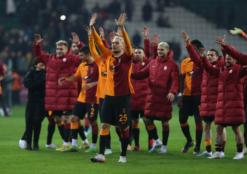 Erman Toroğlu’dan Galatasaray Teknik Direktörü Okan Buruk’a övgü dolu sözler! Kadroyu doğru kullanıyor
