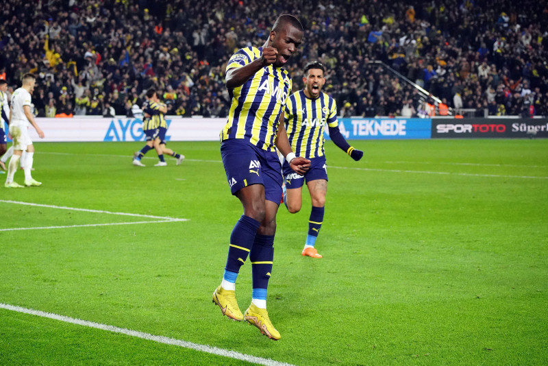 Fenerbahçe Fabio Borini transferini bitirdi! İşte detaylar...