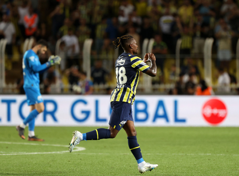 Jorge Jesus raporunu verdi! Fenerbahçe’de 5 futbolcuya yol göründü