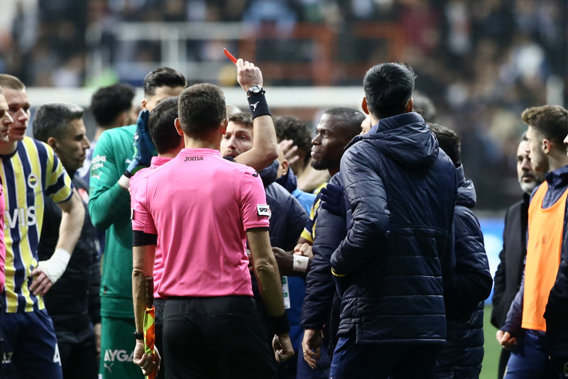 Zeki Uzundurukan: Böyle gitmez sezon bitmez!