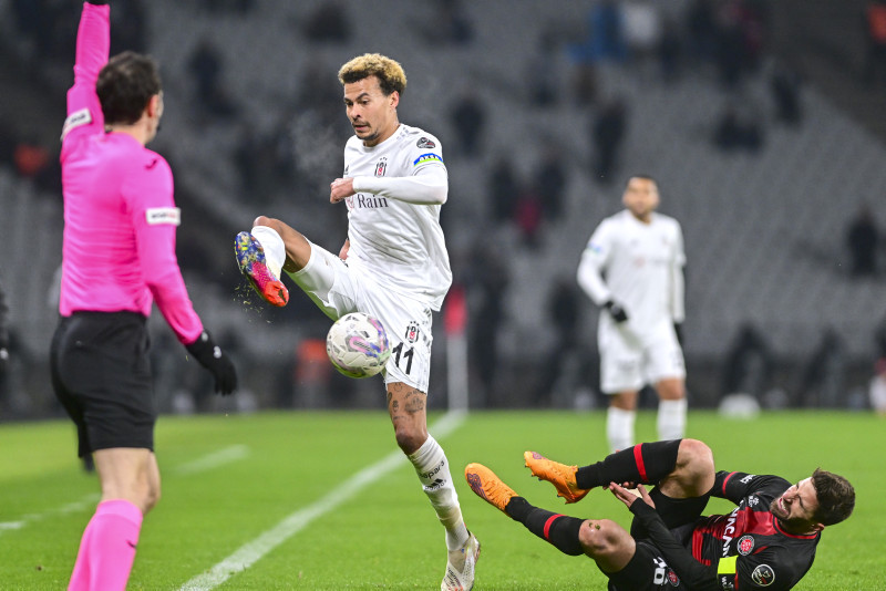 Beşiktaş Borini transferini takas + para ile bitiriyor!