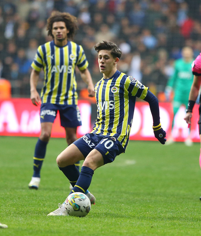 PSG’den Fenerbahçeli Arda Güler için resmi transfer teklifi!