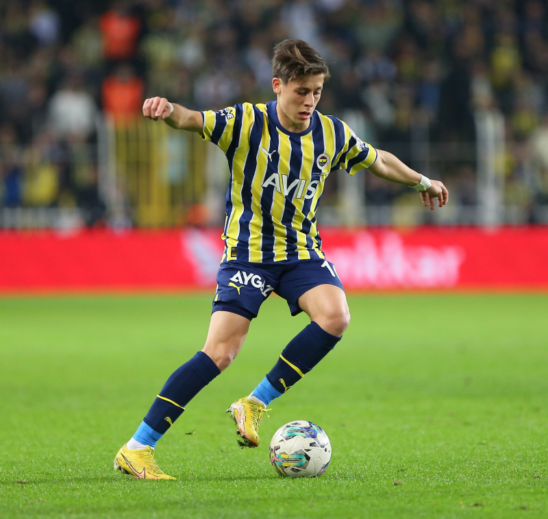 PSG’den Fenerbahçeli Arda Güler için resmi transfer teklifi!