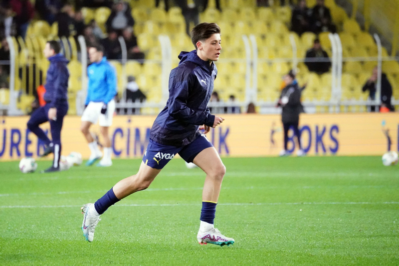 PSG’den Fenerbahçeli Arda Güler için resmi transfer teklifi!