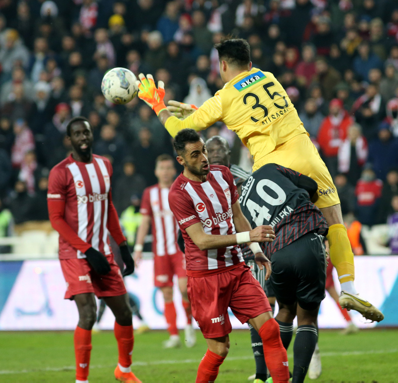 Spor yazarları Sivasspor - Beşiktaş maçını yorumladı!