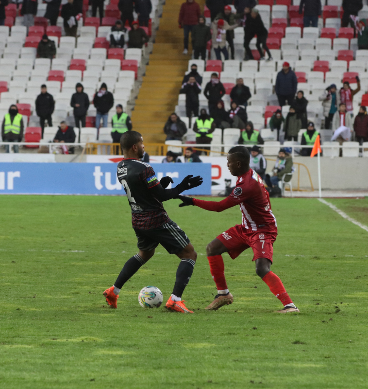 Spor yazarları Sivasspor - Beşiktaş maçını yorumladı!