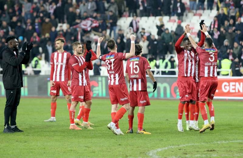 Spor yazarları Sivasspor - Beşiktaş maçını yorumladı!