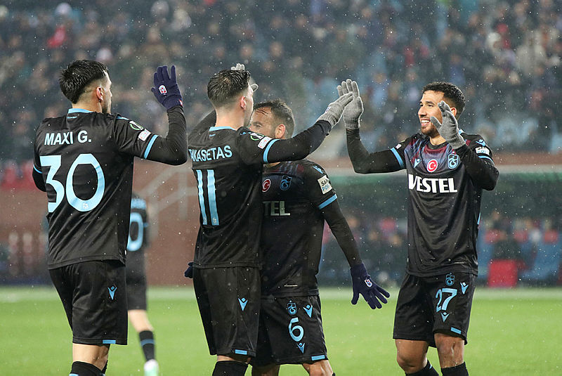 Trabzonspor - Basel maçını spor yazarları değerlendirdi