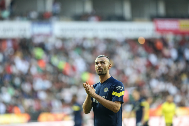 FENERBAHÇE TRANSFER HABERLERİ: Yönetici resmen açıkladı! Polonya ekibinden Serdar Dursun hamlesi