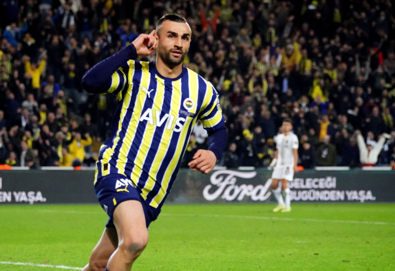 FENERBAHÇE TRANSFER HABERLERİ: Yönetici resmen açıkladı! Polonya ekibinden Serdar Dursun hamlesi