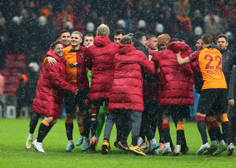 Galatasaray’a İtalyan eldiven! Transferde Zaniolo tarifesi