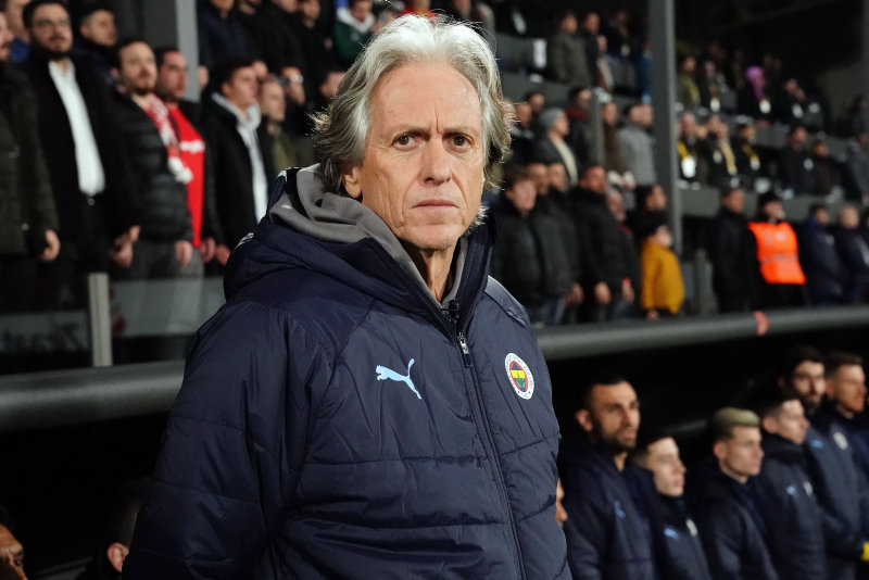 FENERBAHÇE HABERİ: Jorge Jesus’un peşini bırakmıyorlar! İşte yeni talibi