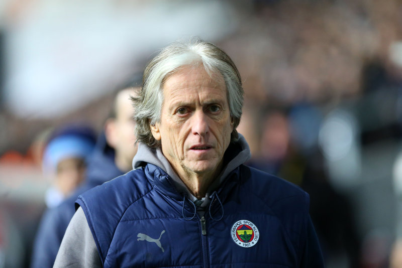 FENERBAHÇE HABERİ: Jorge Jesus’un peşini bırakmıyorlar! İşte yeni talibi