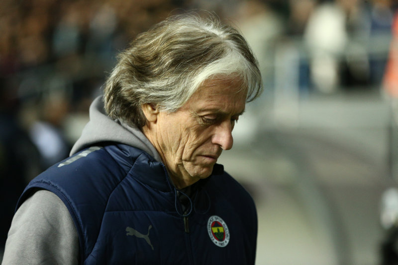 FENERBAHÇE HABERİ: Jorge Jesus’un peşini bırakmıyorlar! İşte yeni talibi