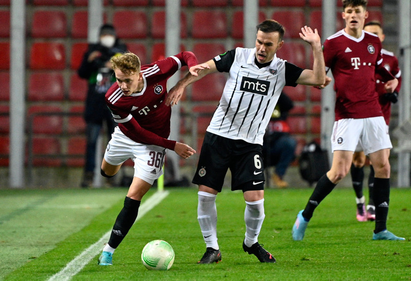 GALATASARAY TRANSFER HABERLERİ: Okan Buruk’tan gelecek planı! Temaslar başladı