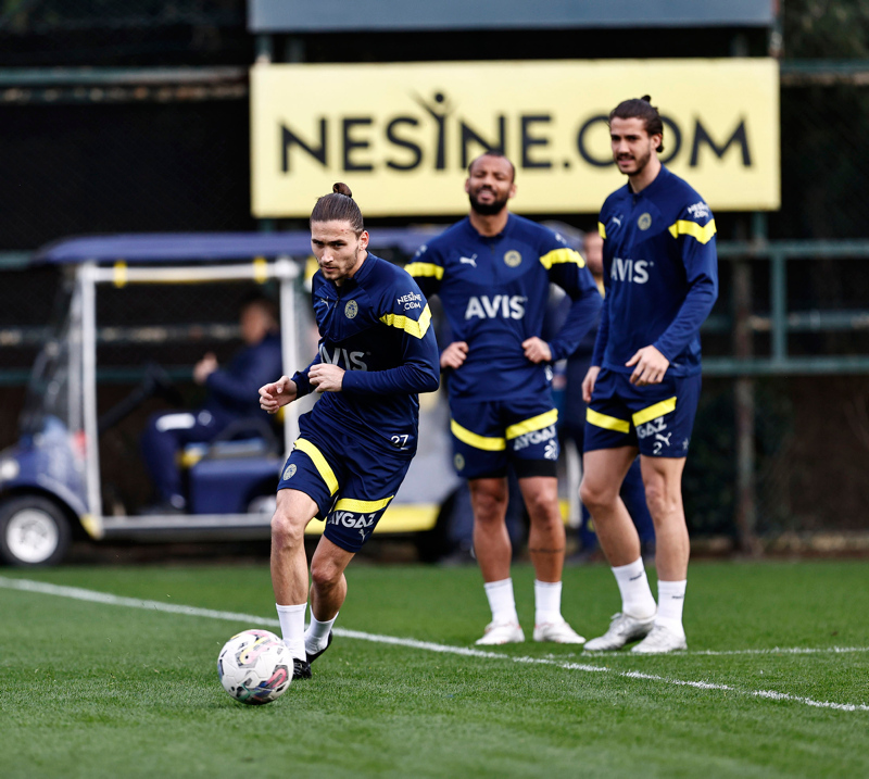 TRANSFER HABERİ: Fenerbahçe’de karar verildi! Sözleşmesi feshediliyor