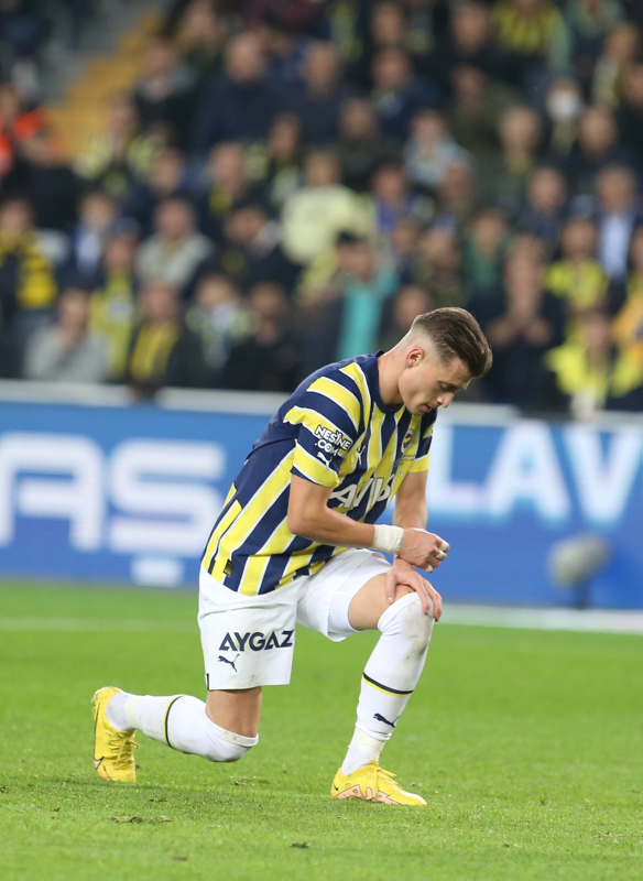 TRANSFER HABERİ: Fenerbahçe’de karar verildi! Sözleşmesi feshediliyor