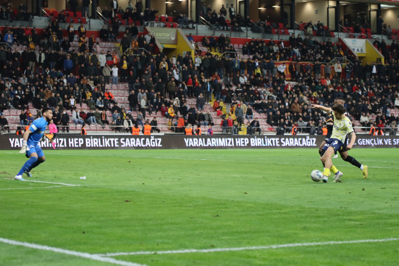 Kayserispor Fenerbahçe maçı sonrası Ahmet Çakar’dan Atilla Karaoğlan yorumu! Kusursuz yönetti